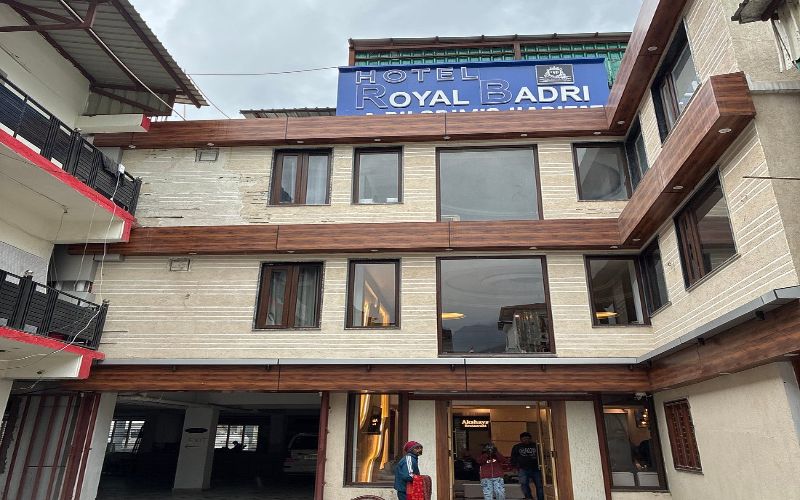 How Hotel Royal Badri Reduces Strain for Guests Managing Health Conditions