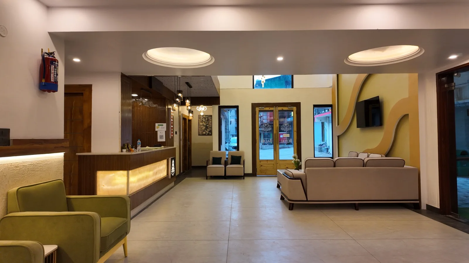 Why Standard Hotel Amenities Don't Apply the Same Way in Badrinath